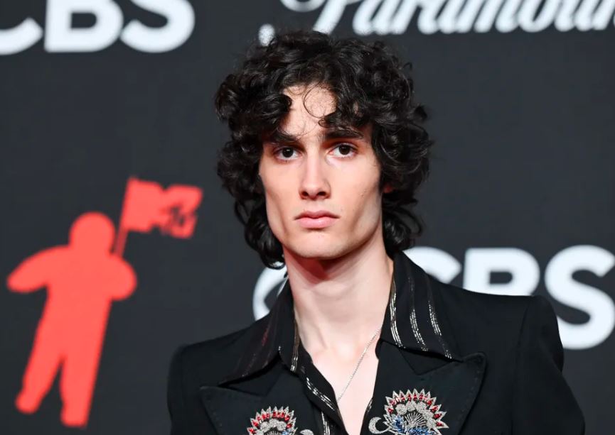 All about Sombr Biography