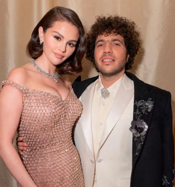 Selena Gomez with Benny Blanco, Married Life, Hubsband & more