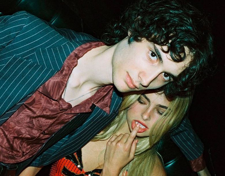 Sombr with Addison Rae Relationship, Girlfriend 2026