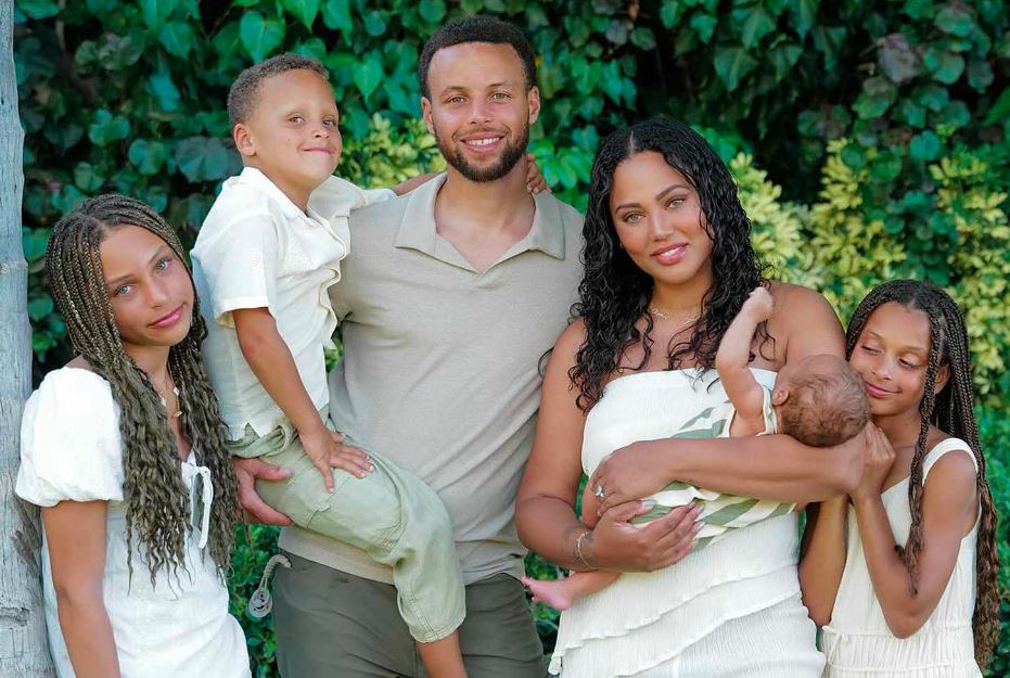 Who is Husband of Ayesha Curry | Which kids of Ayesha Curry