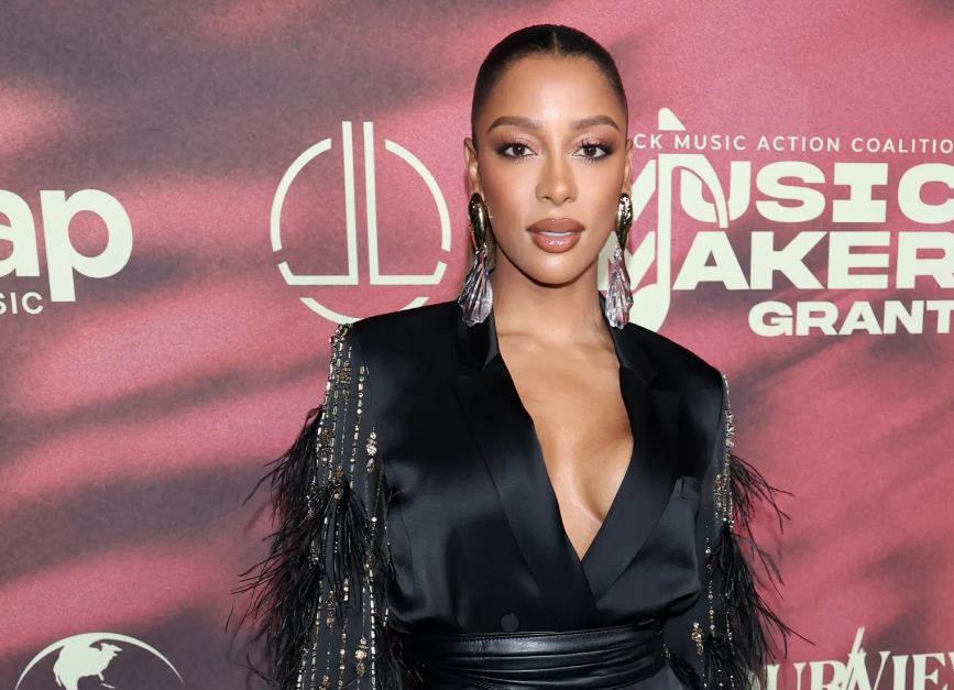 All about Victoria Monét | All about of Victoria Monét Biography | All about Victoria Monét Profile