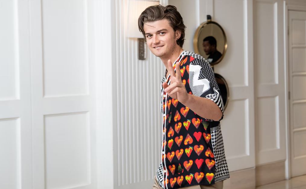 Joe Keery: Age, Net Worth, Stranger Things, Djo Music, Girlfriend & Career (2026)