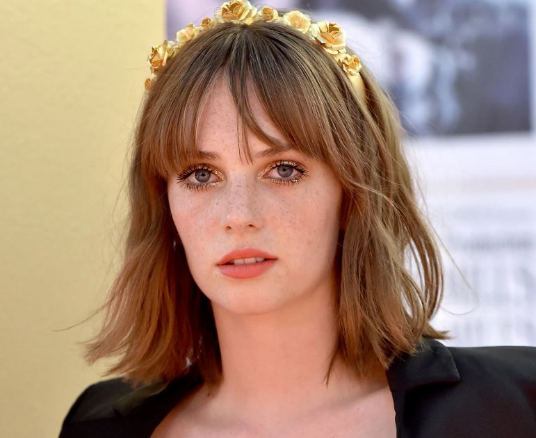 Maya Hawke early career and acting debut